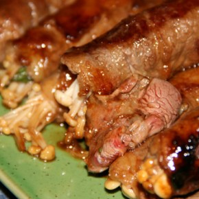 JAPANESE INSPIRED BEEF&nbsp;ROLLS