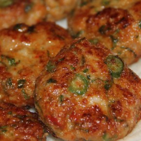 Thai Chicken & Prawn&nbsp;Cakes