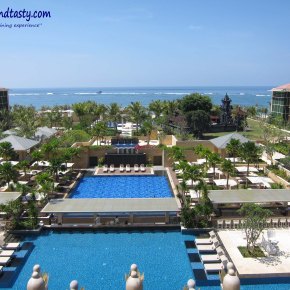 Brunch at The Mulia Resort,&nbsp;Bali