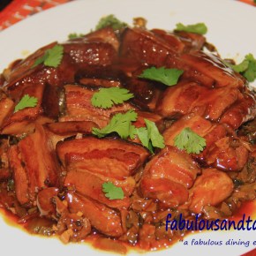 Pork Belly with Salted Mustard&nbsp;Plant